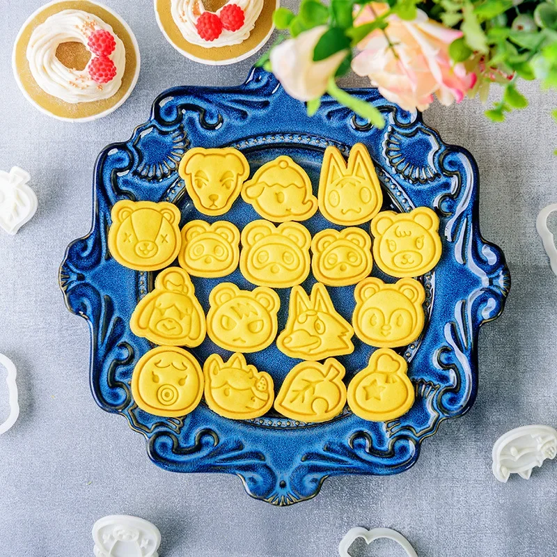 Kitchen Tools In Baking - Cake Cookie Animal Crossing Cutter Cute