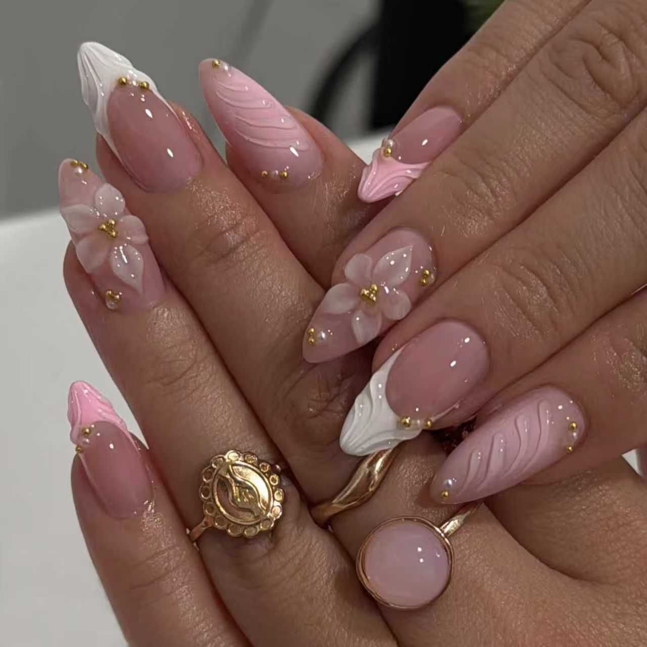 24Pcs Press on Nails Pink Grad - Decorating Tip Set 评论和价格